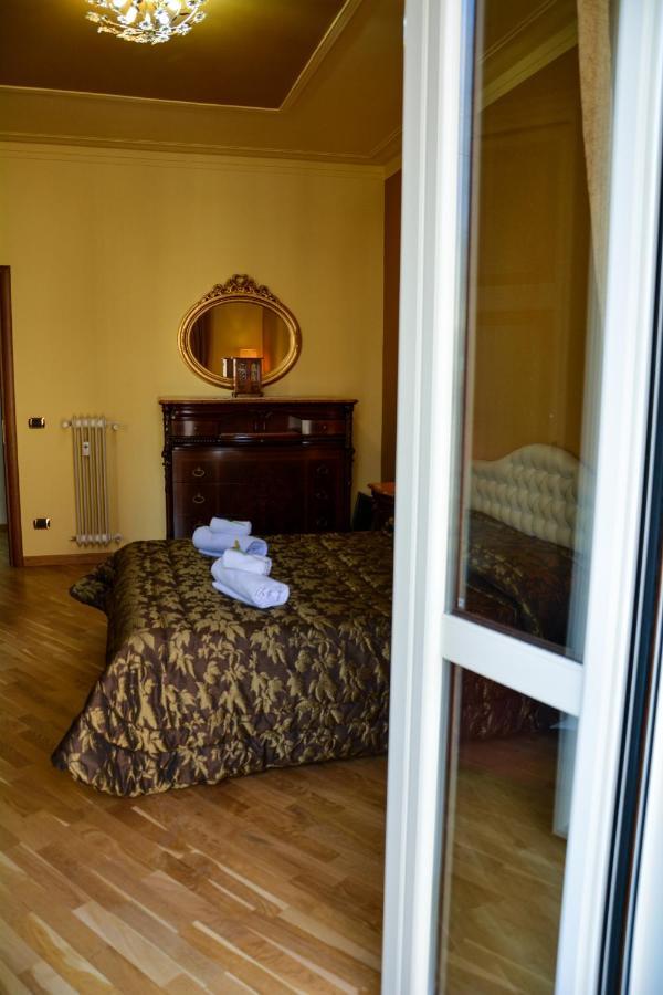 Sgr-Om Luxury House Vatican Apartment Rome Bagian luar foto