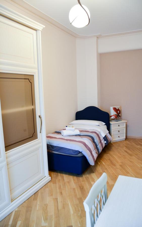 Sgr-Om Luxury House Vatican Apartment Rome Bagian luar foto